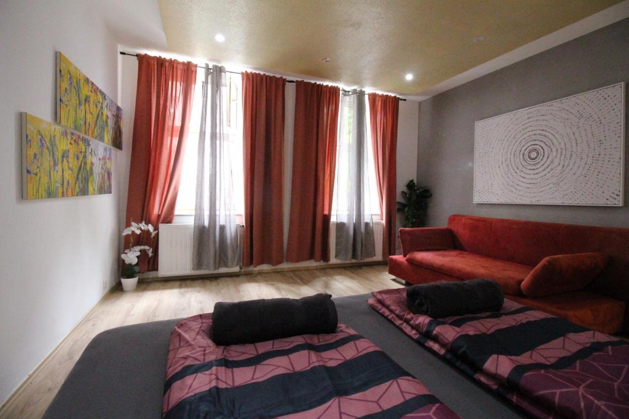 Private Triple Bedroom Rf1 Vienne Extérieur photo